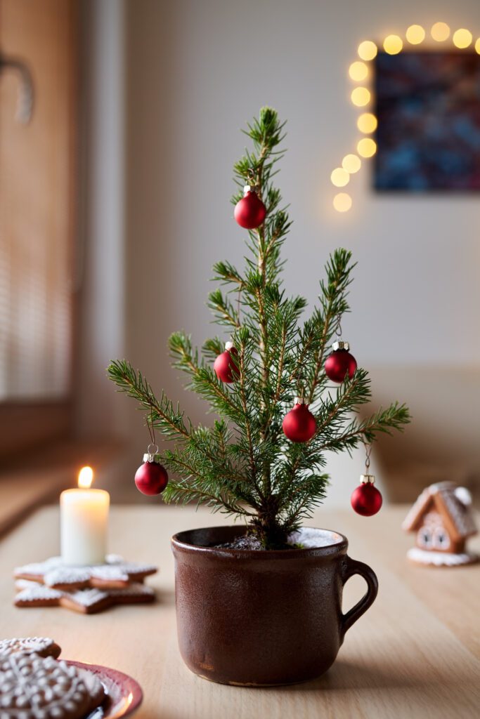 christmas tree alternatives for small apartment