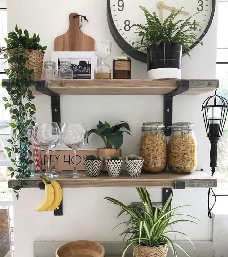 apartment kitchen storage