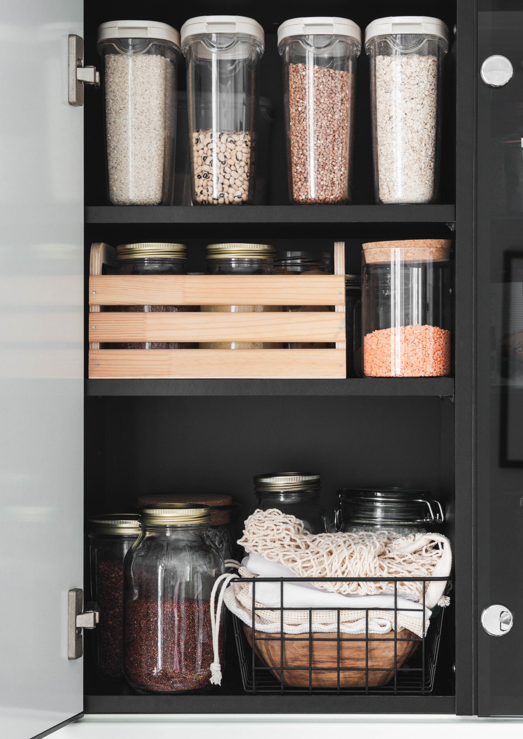 8 Insanely Good Apartment Pantry Storage Ideas That’ll Finally Organize Your Pantry!