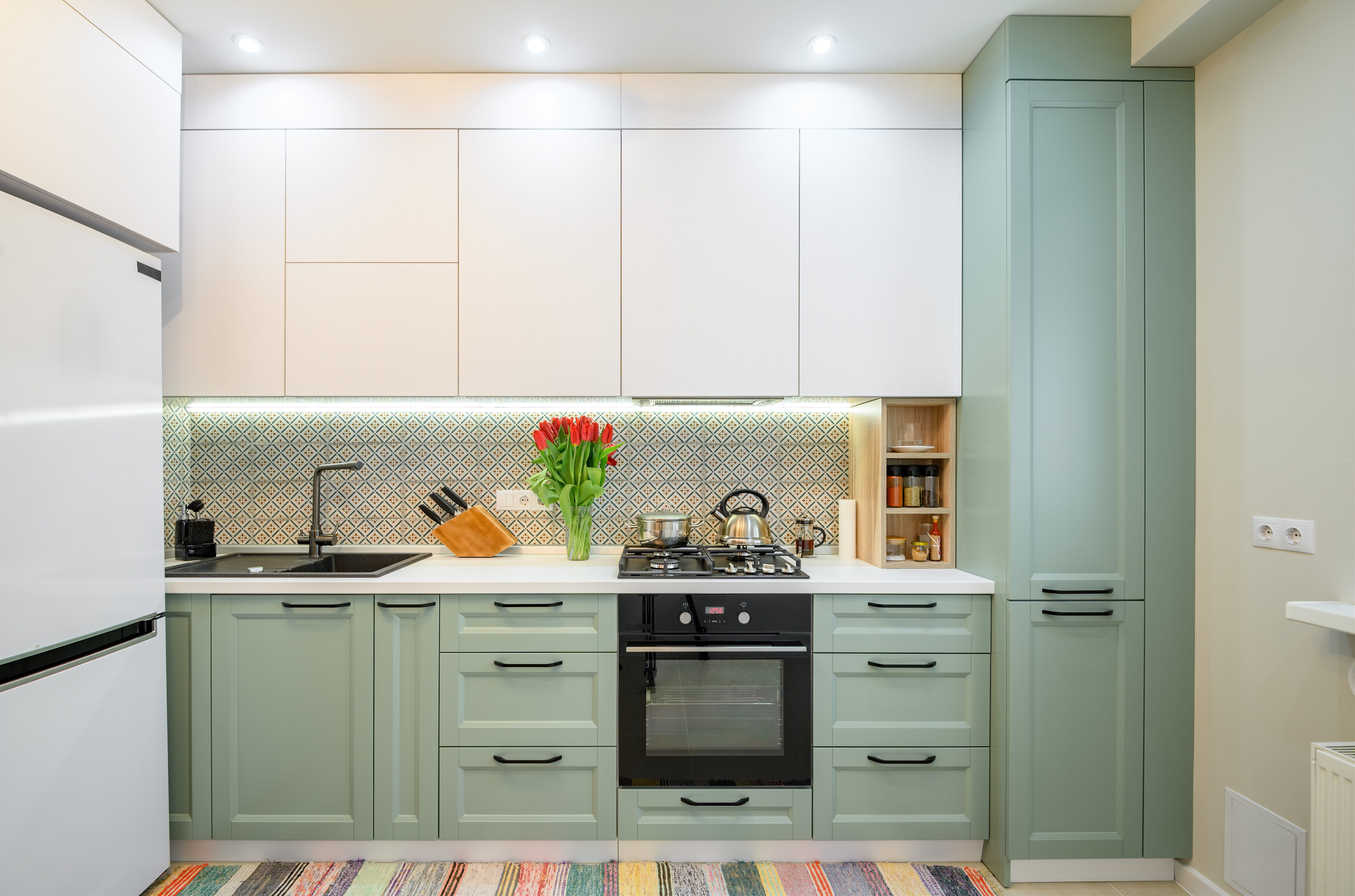 How to Make Rental Cabinets Look Better: A Simple 7 Step Guide