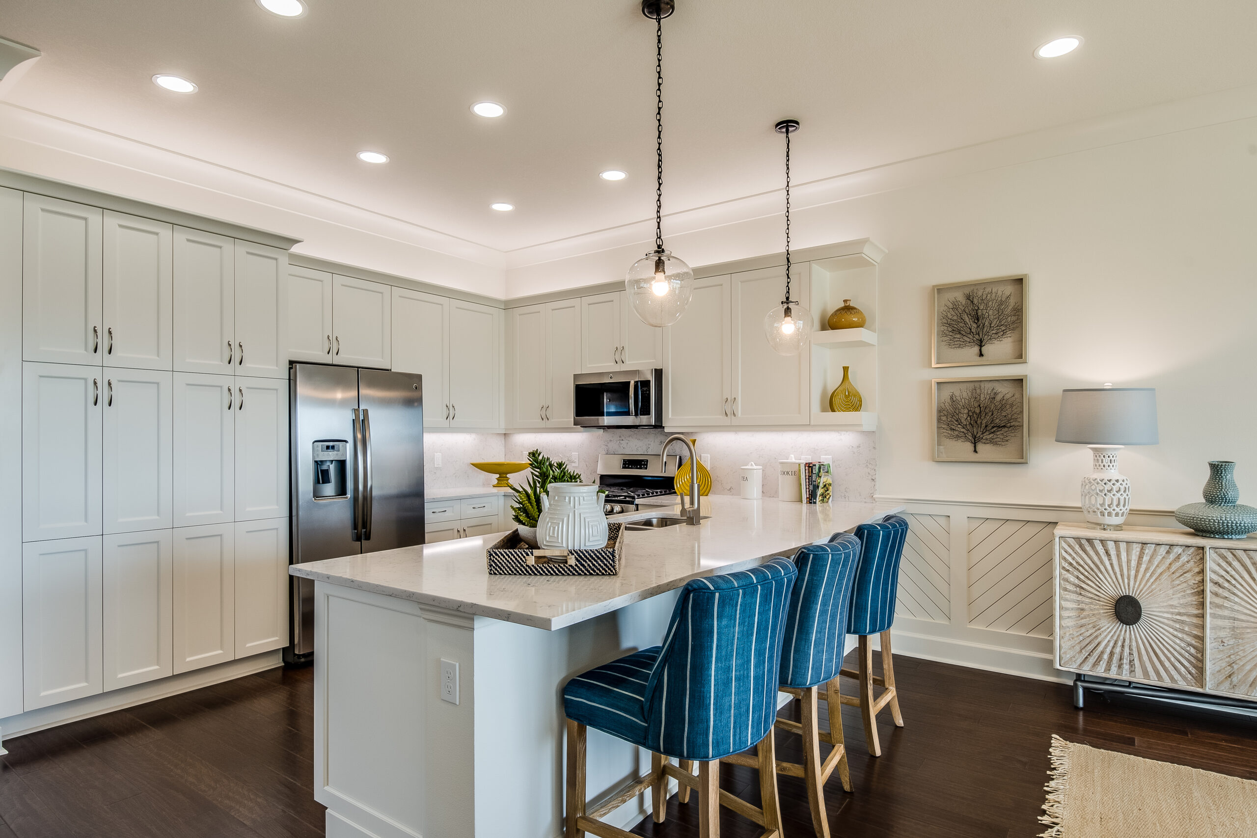 Renter Friendly Kitchen Lighting: 7 Stunning, But Practical Ideas Every Renter Should Know!