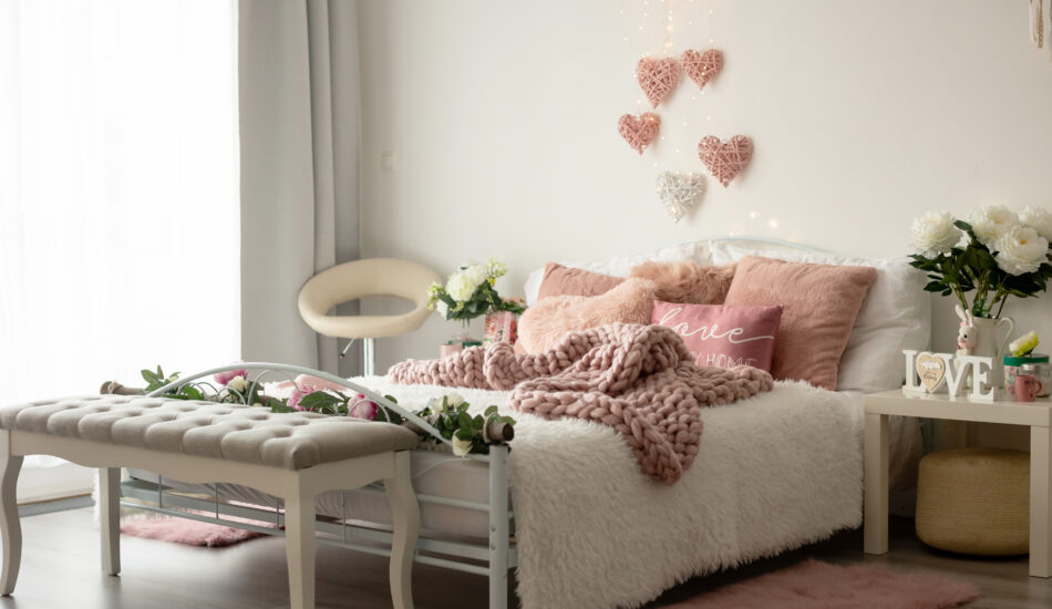 23 Insanely Cute Valentines Day Decor for Every Room